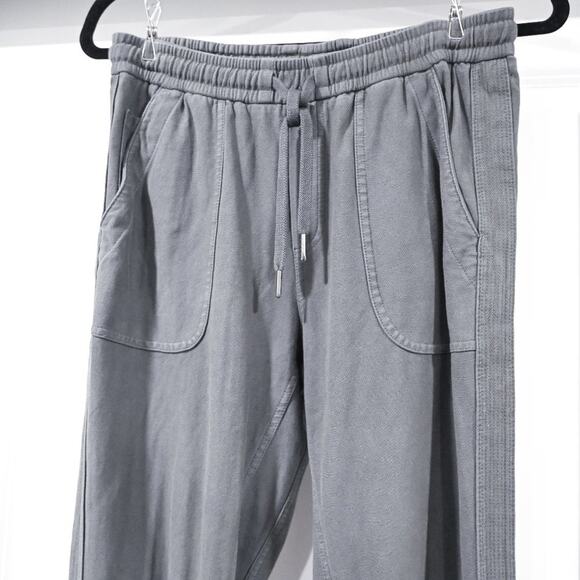 Athleta Farallon Jogger in Gray | Size 4 - Picture 3 of 8